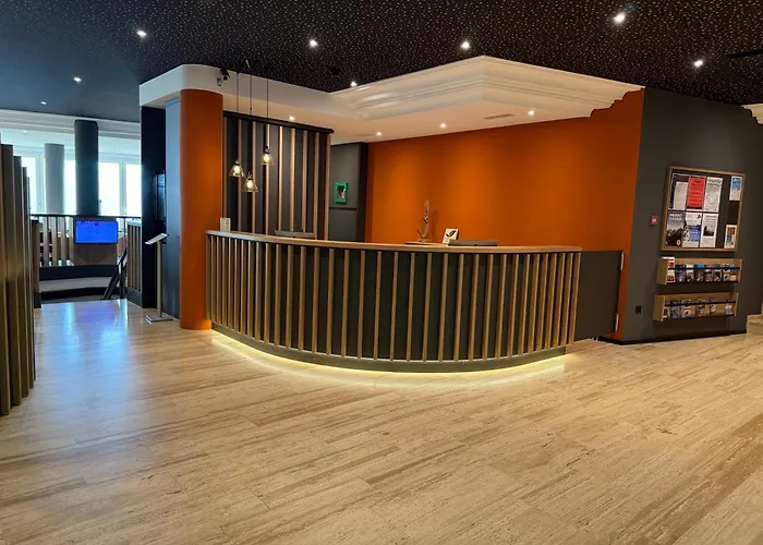 Wohnung Mit See Und Bergsicht Im Vier Sterne Hotel
